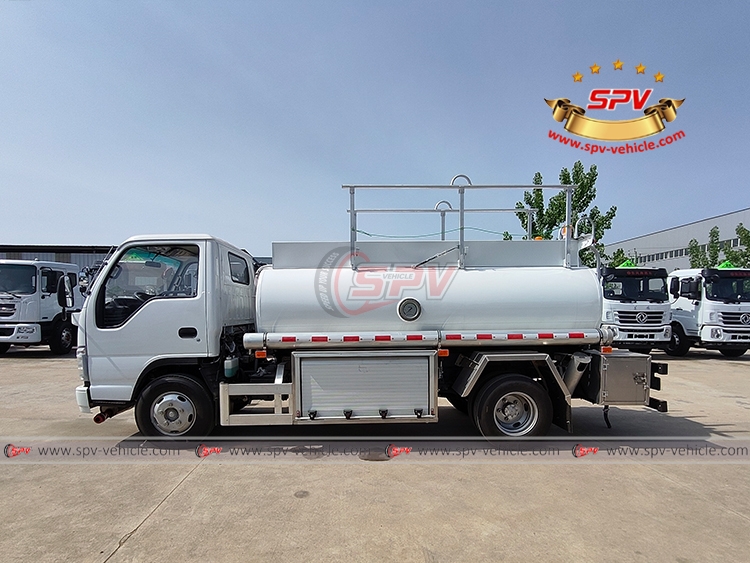 3 Units of  Fuel Dispensing Truck ISUZU - Left Side View